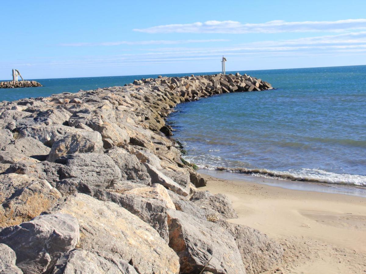 Saint-Pierre-la-Mer  Apartment Pleine Vue Sur Mer By Interhome מראה חיצוני תמונה